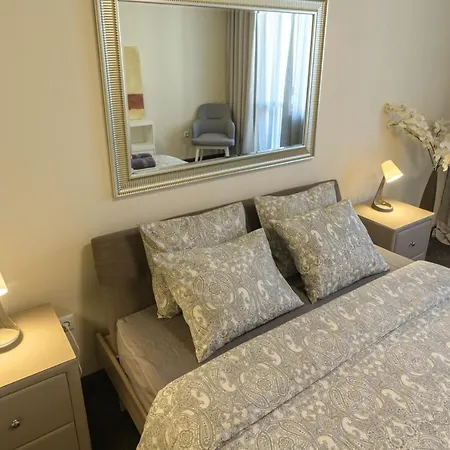 мarelis Luxe Port Варна